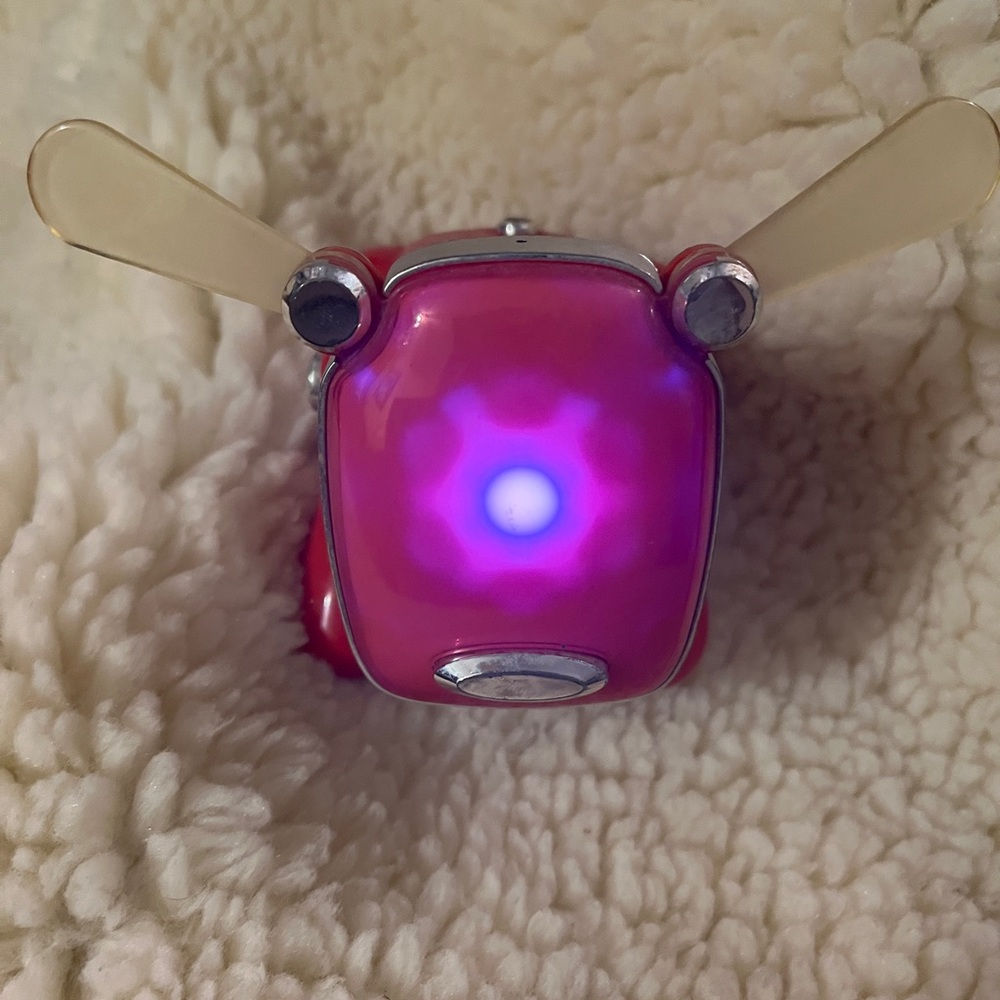 Hasbro 2005 Interactive Sega iDog Pink and Purple Light-Up Toy - Picture 6 of 16